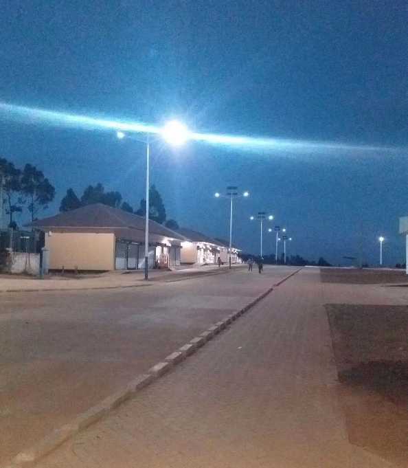 荔浦市非洲科特迪瓦太阳能路灯工程